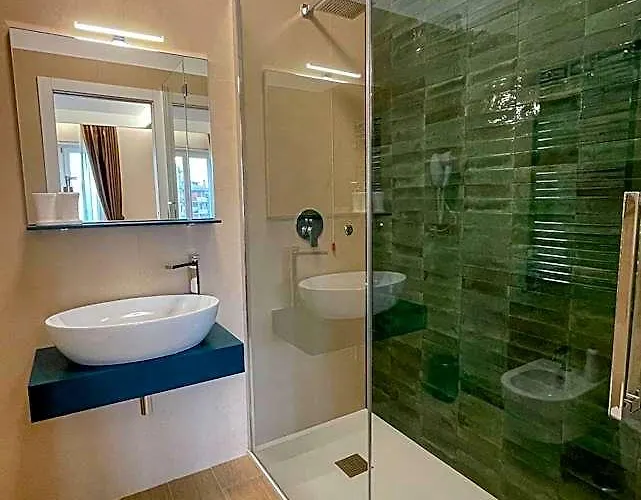 Oda ve Kahvaltı Le Ninfee 4*